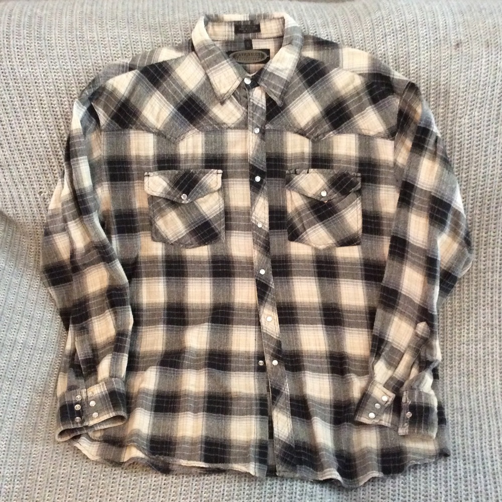 XL men’s plaid button down. Good condition.